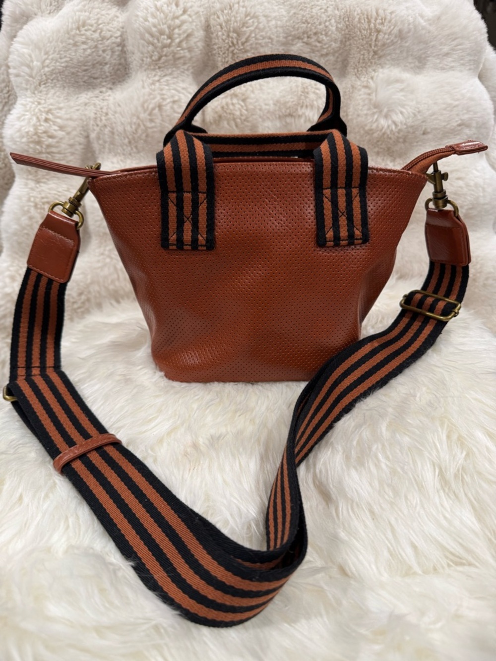 Universal Thread Rust Brown Crossbody Bag with Black-Striped Strap